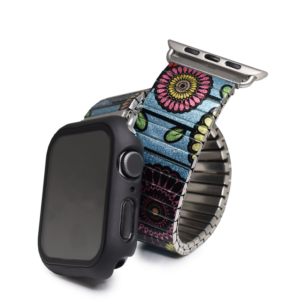 Flora Atomica - Le Train Bleu -Banded™ For Smart Watch - Metallic Finish  Ein Strauß in den Farben von Paris mit einem funkelnden himmelblauen Hintergrund. Eine Hommage an die Dekadenz eines unserer beliebtesten Gourmet-Stopps im Gare de Lyon.